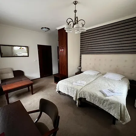 Hotel Fryderyk 2*