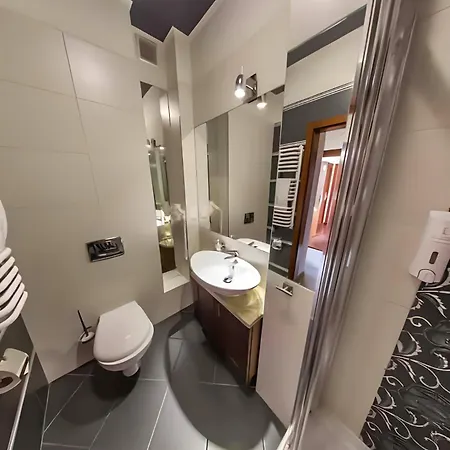 Fryderyk 2* Rzeszów