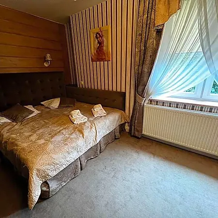 Fryderyk Hotel 2*