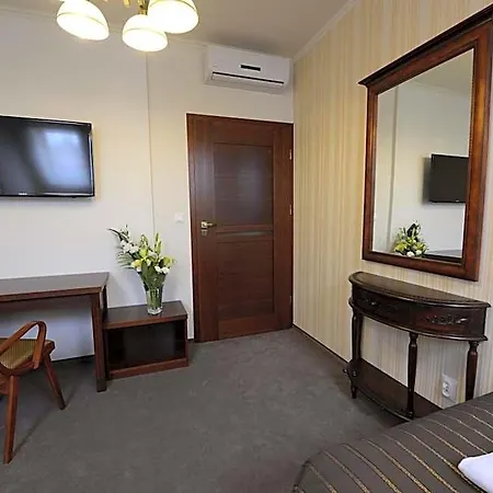 Fryderyk Hotel