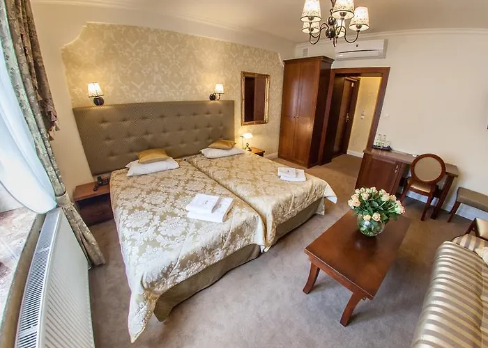 Fryderyk Готель 2*